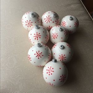 Red snowflakes white glass ball ornaments